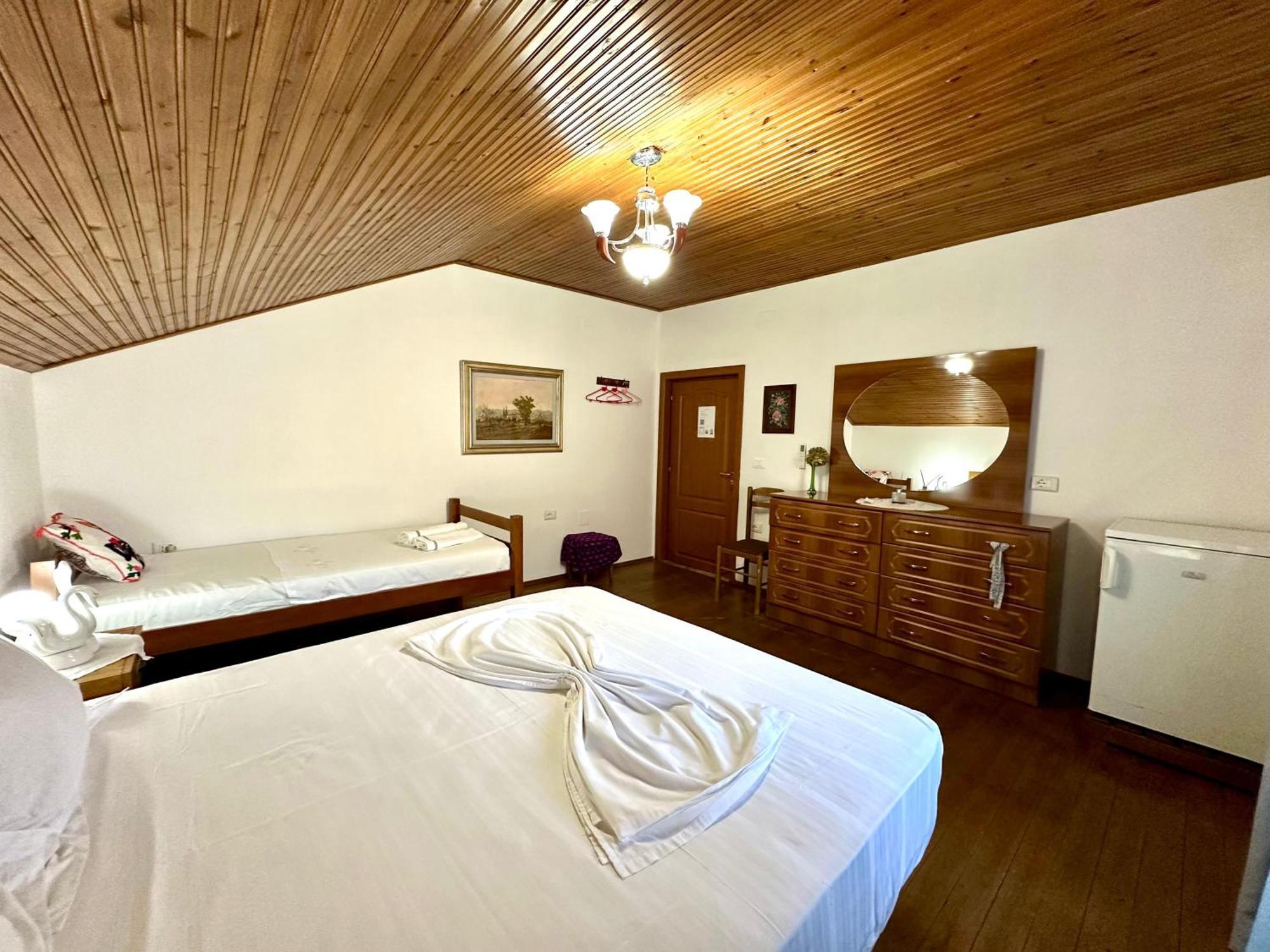 Lakeview Escape Koman Luaran gambar